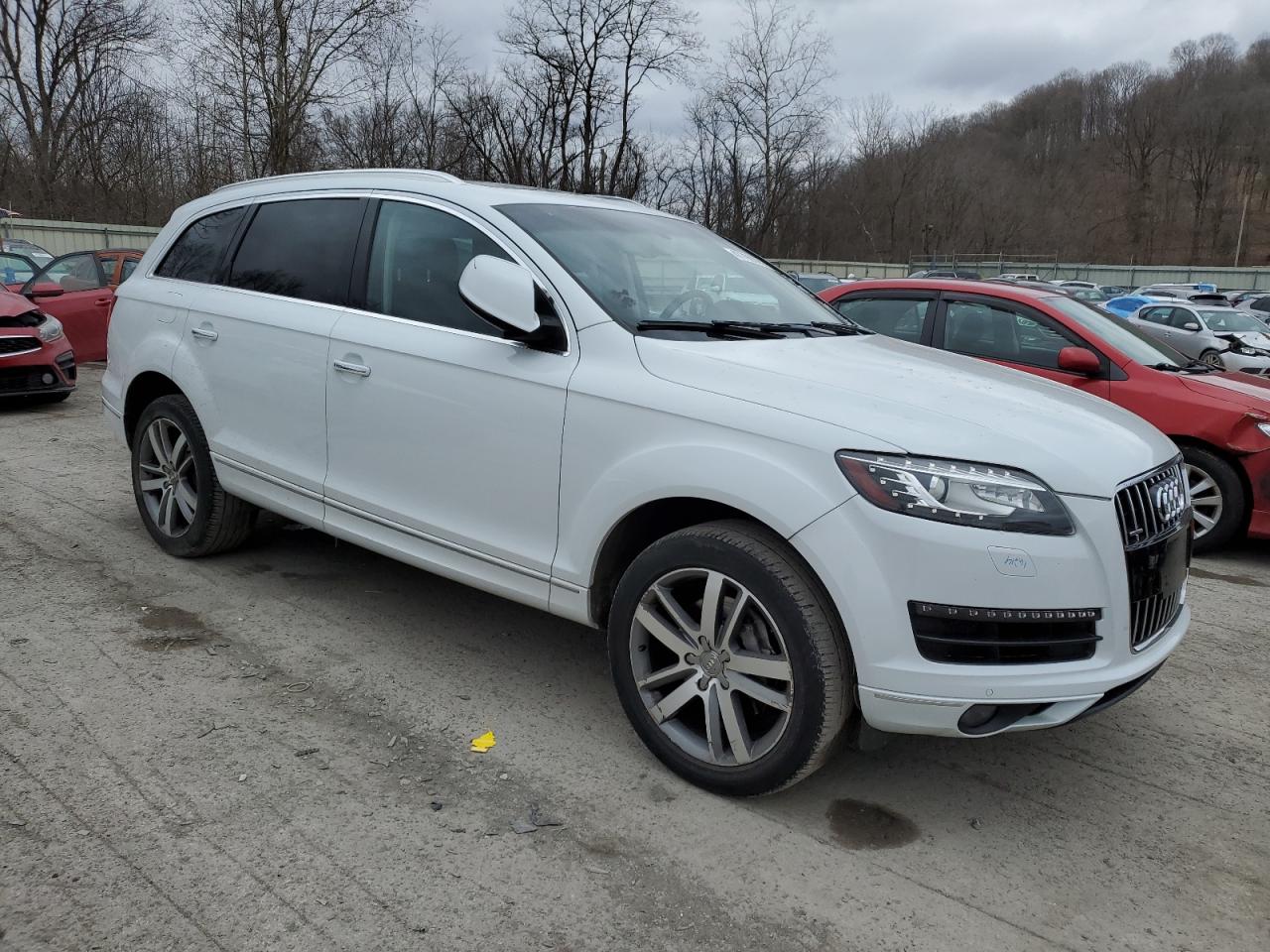 2015 Audi Q7 VIN WA1LGAFE0FD025395 Copart auction photo, front end / side damage thumbnail 4