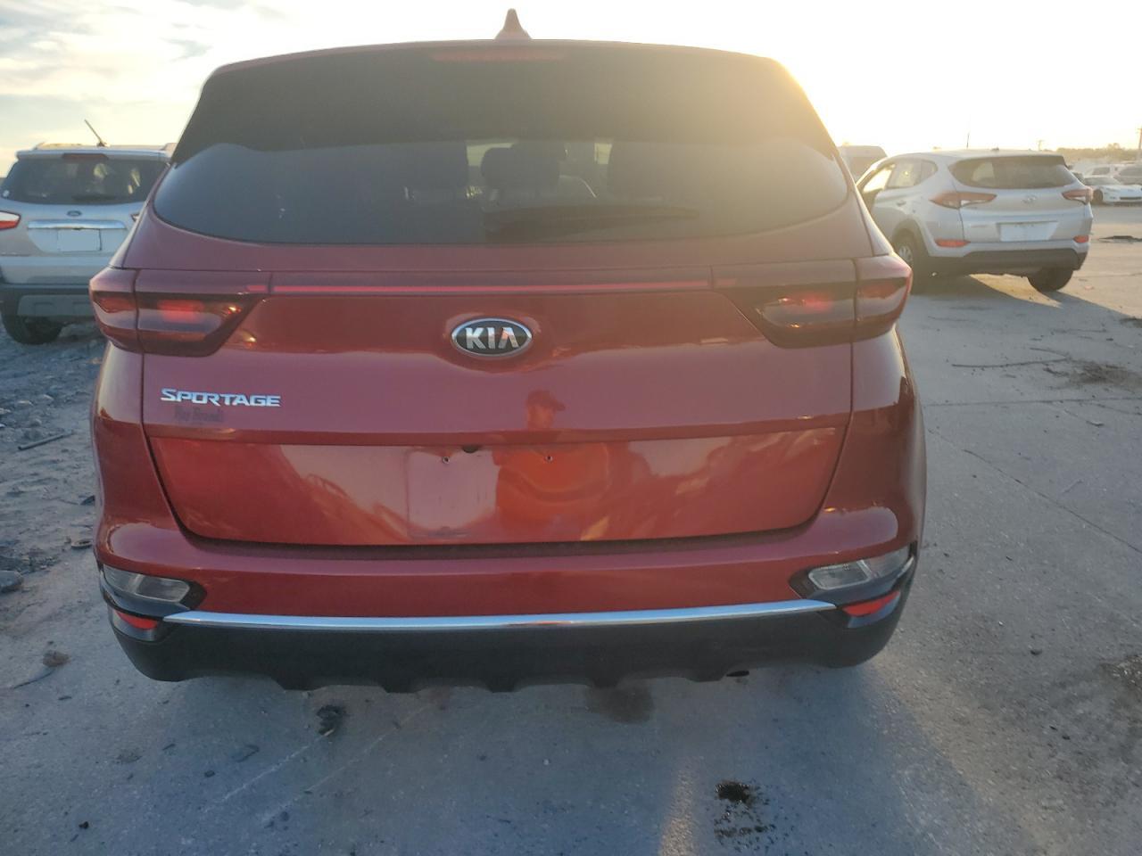 2021 KIA Sportage VIN KNDPM3AC5M7945116 Copart auction photo, undercarriage damage thumbnail 6