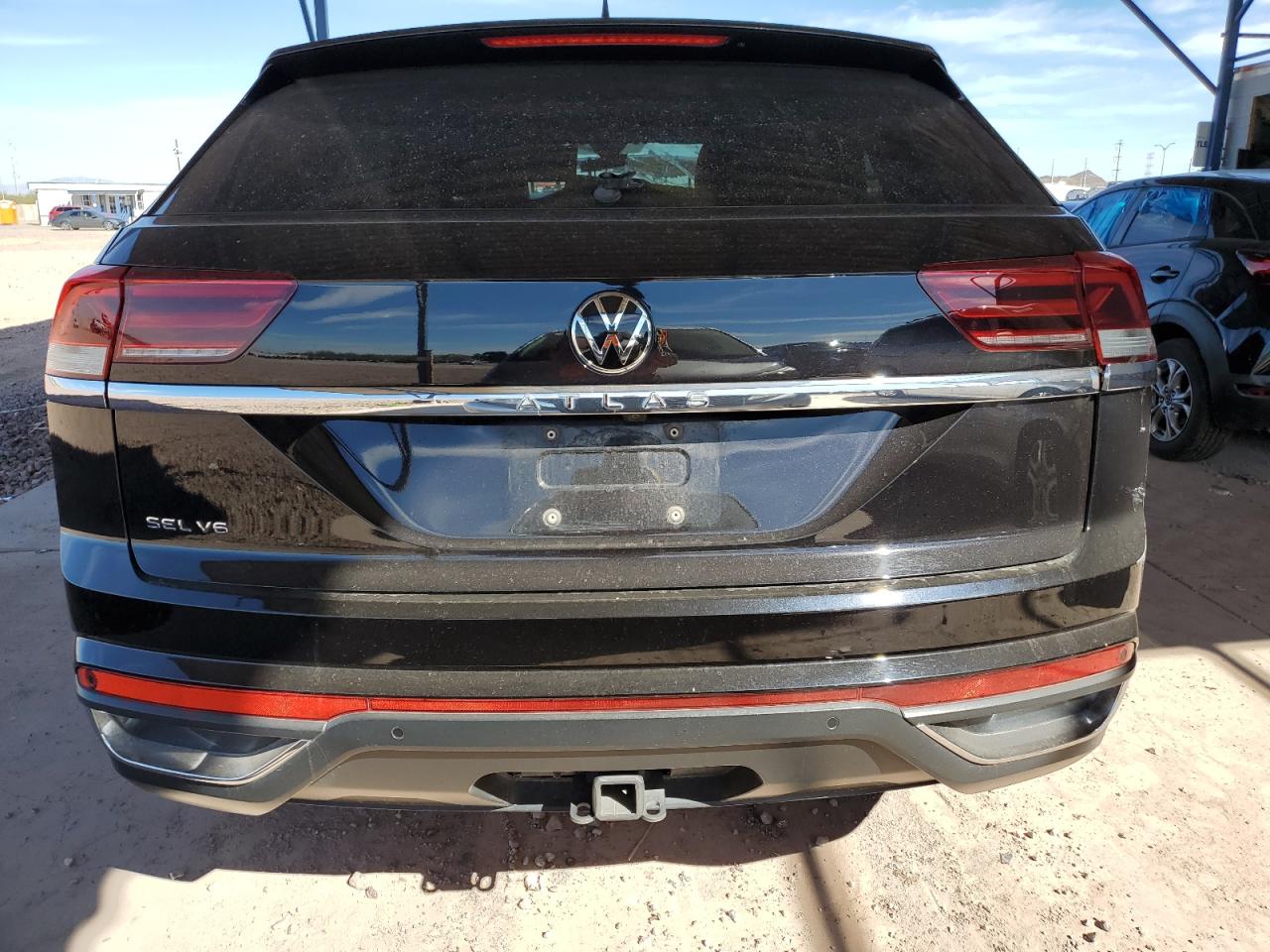 2020 Volkswagen Atlas VIN 1V2EE2CA4LC209248 Copart auction photo, all over damage thumbnail 6
