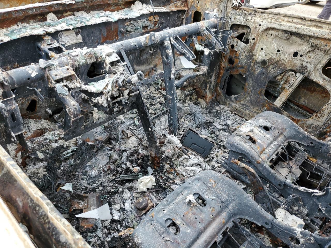 2021 Chevrolet Trax VIN KL7CJKSB1MB358588 Copart auction photo, burn damage thumbnail 8