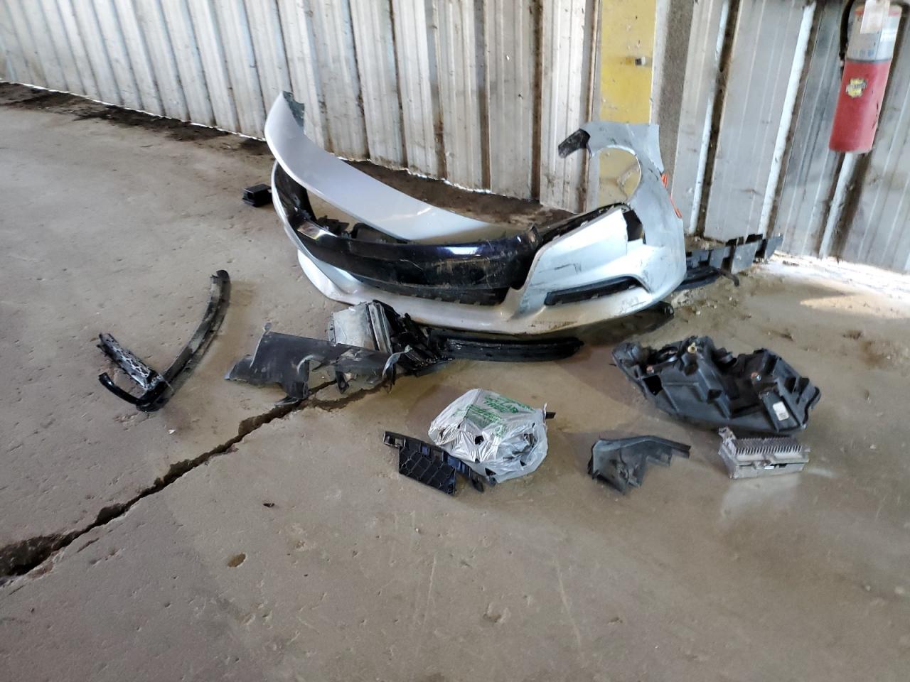 2019 Dodge Charger VIN 2C3CDXBG5KH572818 Copart auction photo, front end damage thumbnail 13