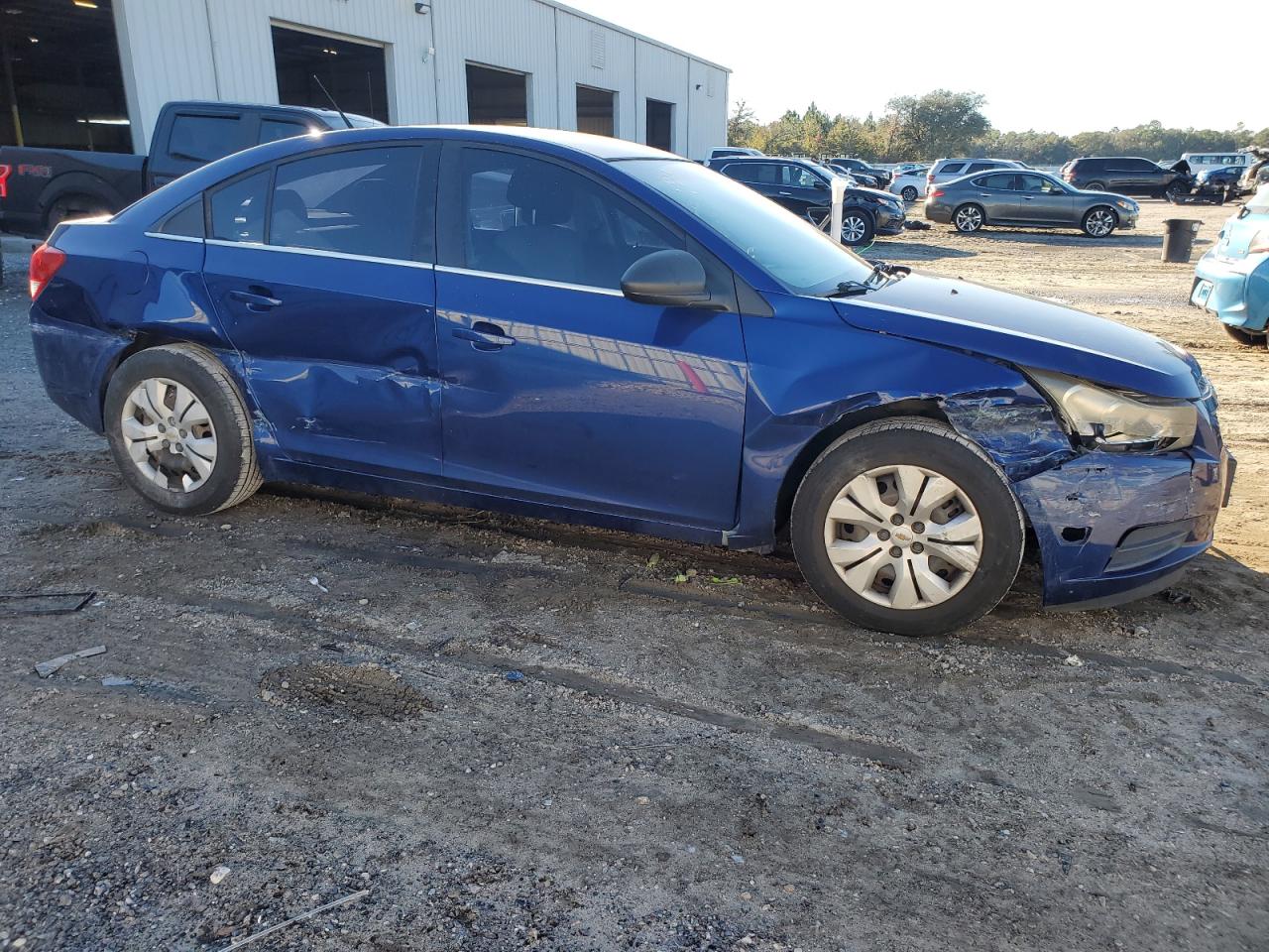 2012 Chevrolet Cruze VIN 1G1PC5SH5C7289726 Copart auction photo, side / front end damage thumbnail 4