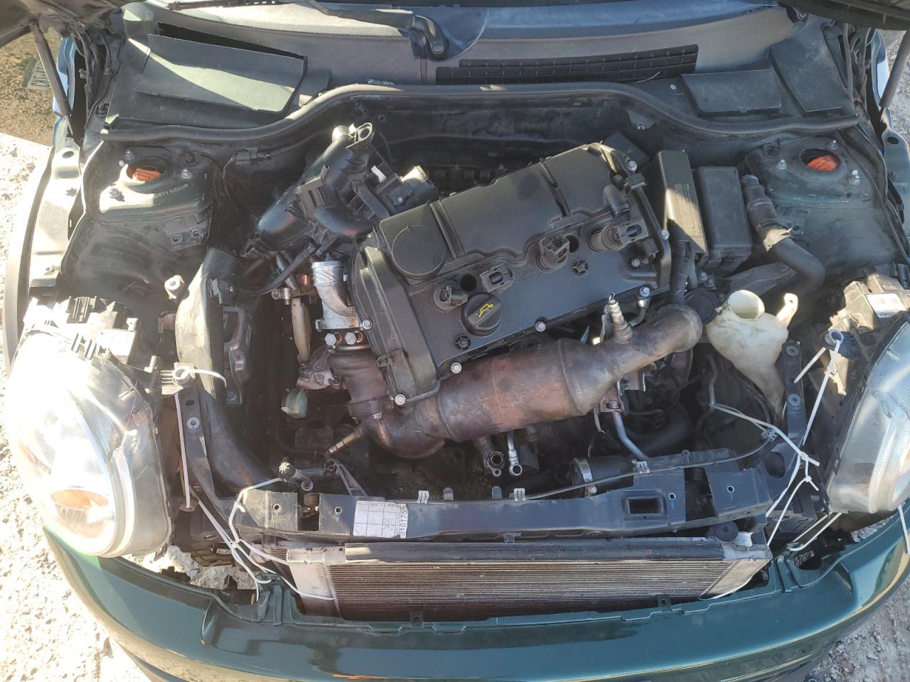 2011 MINI Cooper VIN WMWSV3C52BTY14524 Copart auction photo, all over damage thumbnail 11