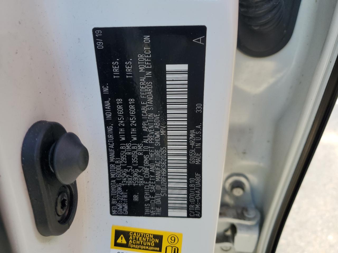 2019 Toyota Highlander VIN 5TDJZRFH6KS620265 Copart auction photo, rear end / undercarriage damage thumbnail 14
