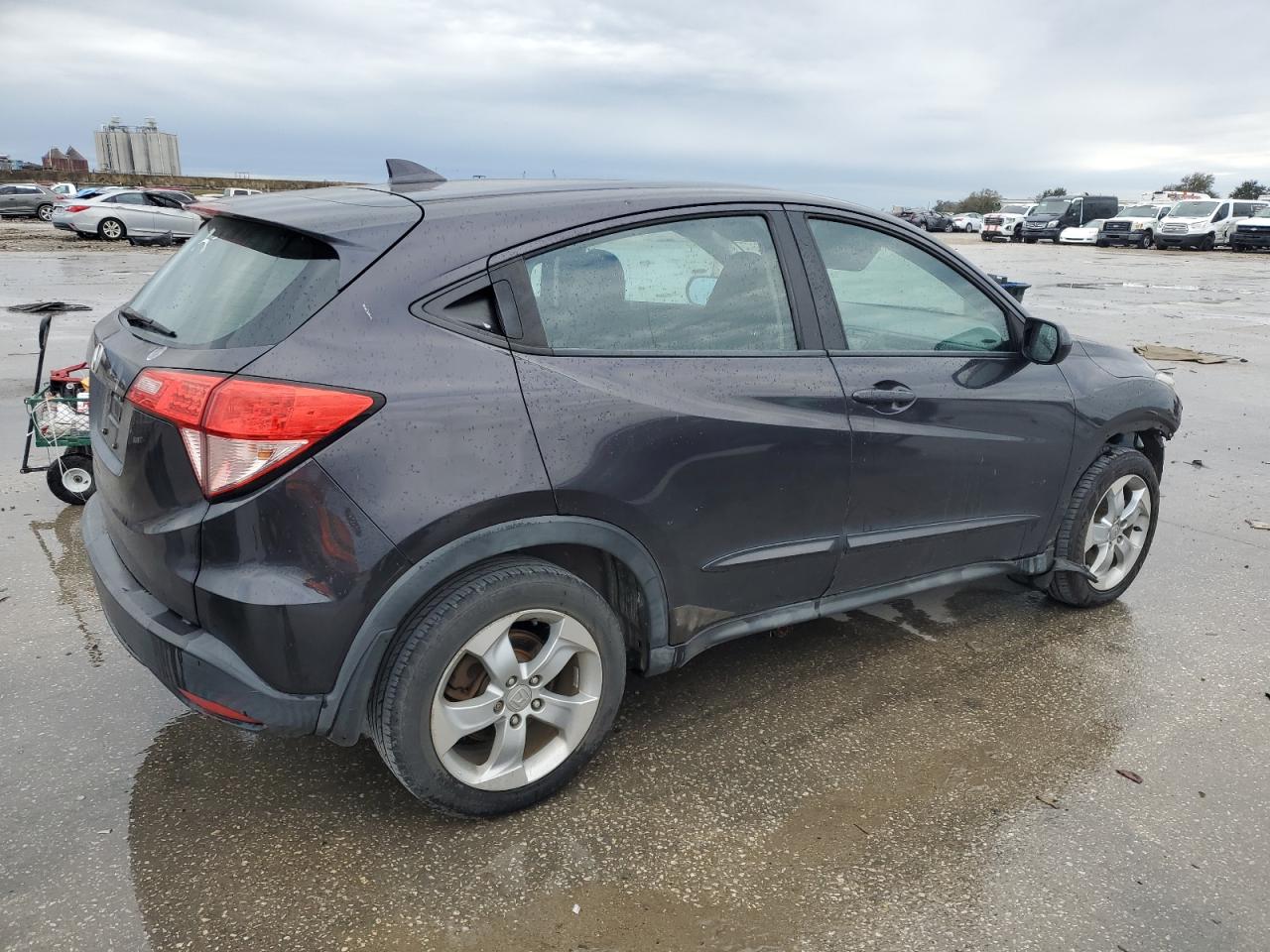 2016 Honda HR-V VIN 3CZRU5H35GM712433 Copart auction photo, front end damage thumbnail 3