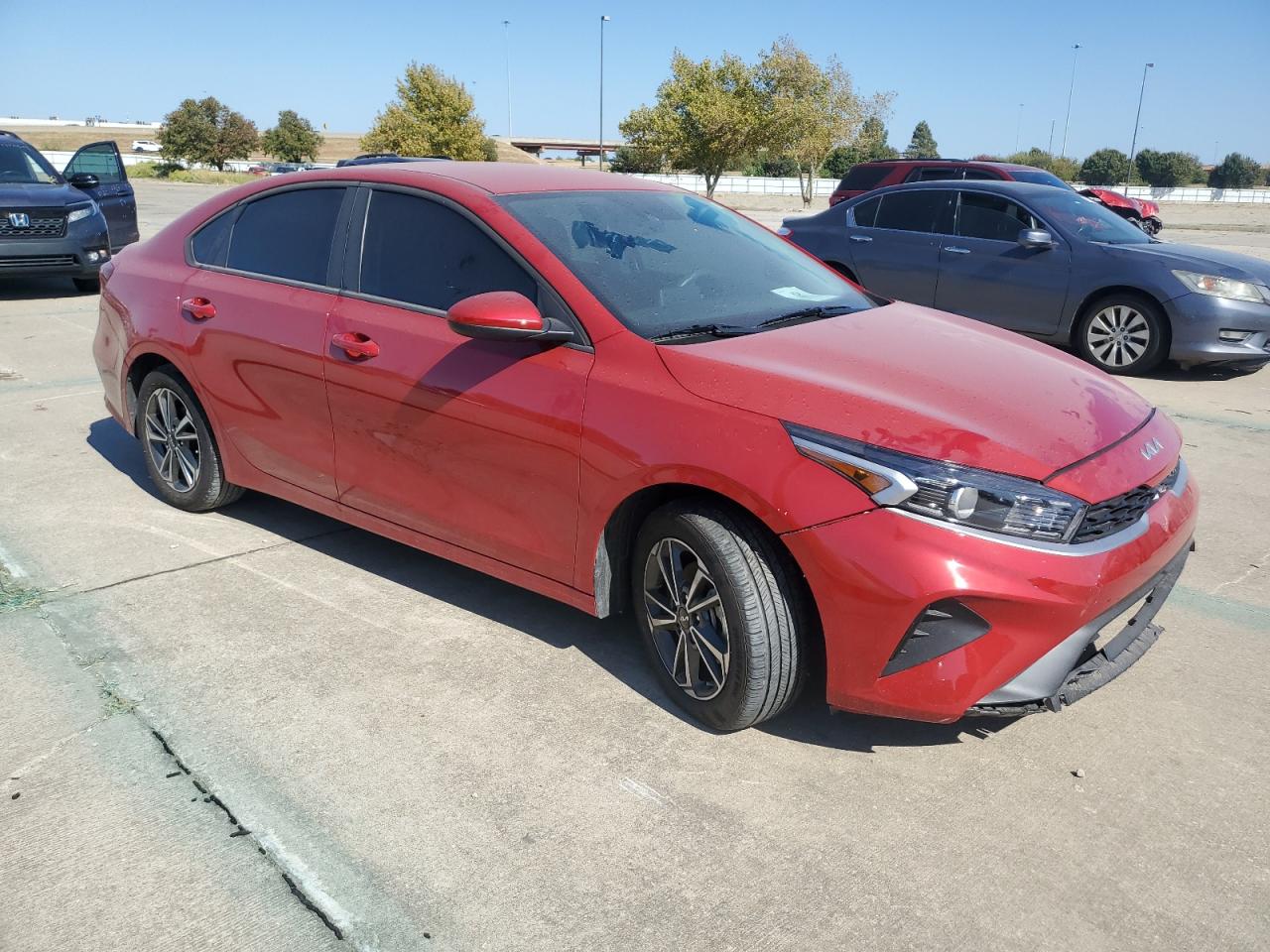 2023 KIA Forte VIN 3KPF24AD1PE682210 Copart auction photo, front end / minor dent/scratches damage thumbnail 4