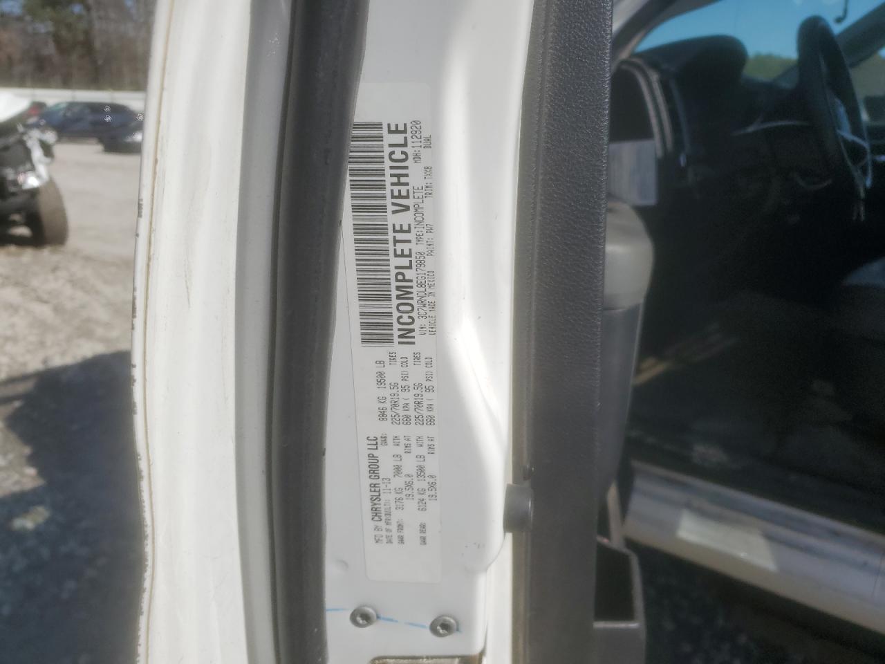 2014 RAM 5500 VIN 3C7WRNDL8EG179850 Copart auction photo, normal wear damage thumbnail 12