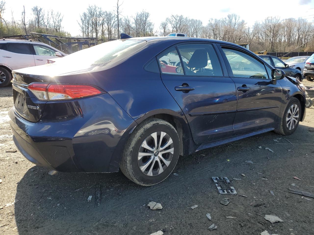 2022 Toyota Corolla VIN JTDEAMDE1NJ060435 Copart auction photo, front end / rear end damage thumbnail 3