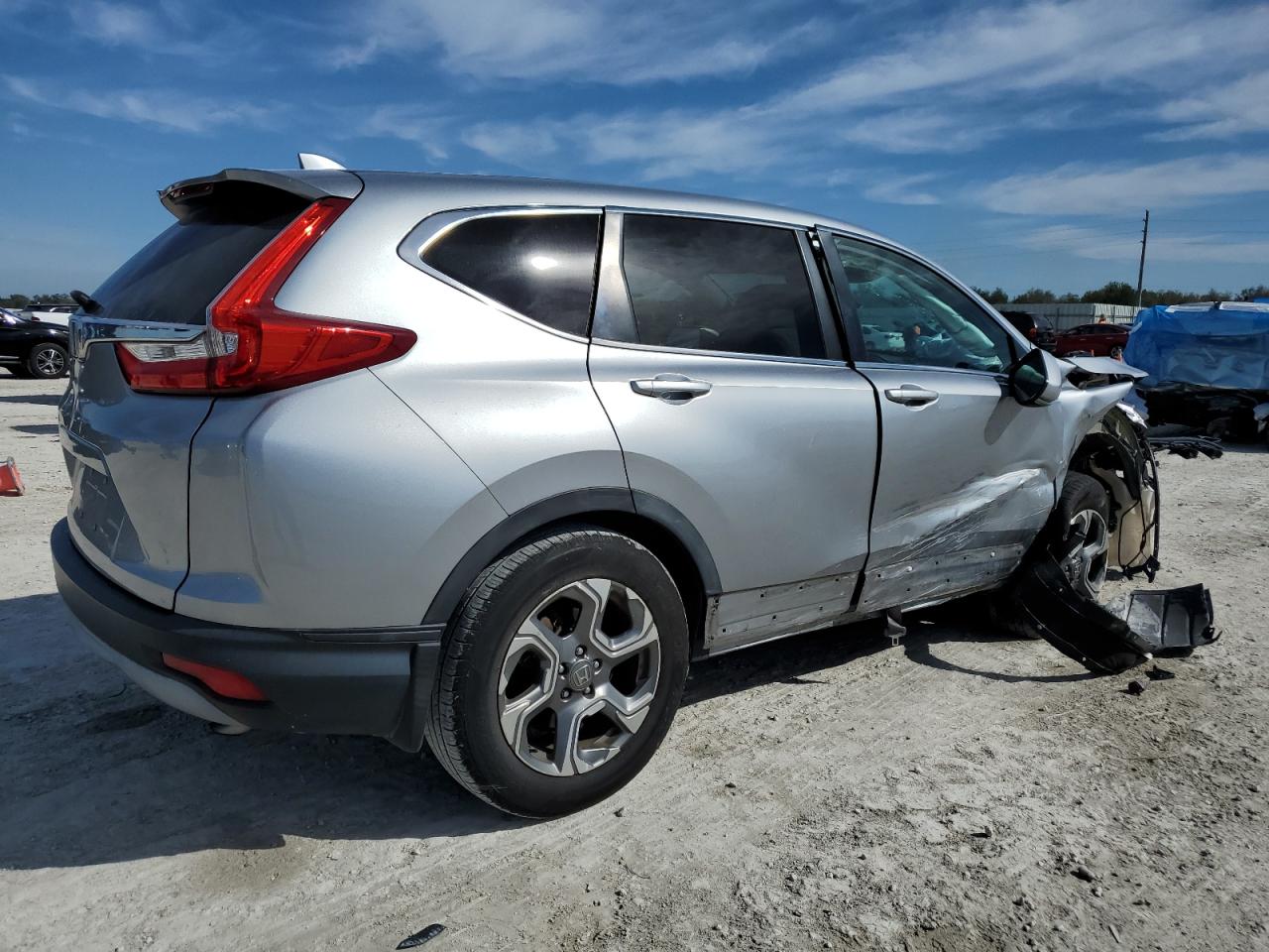2019 Honda CR-V VIN 5J6RW1H59KA008407 Copart auction photo, front end / side damage thumbnail 3
