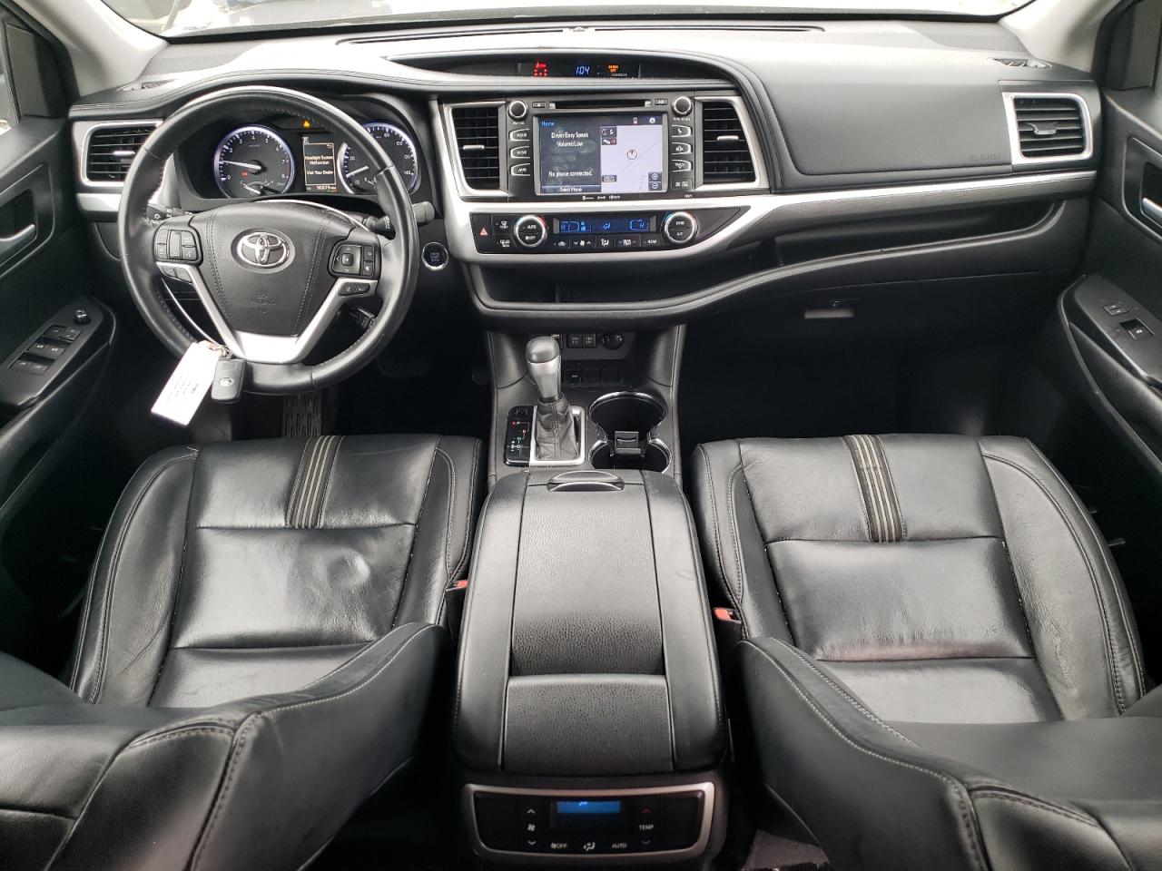 2018 Toyota Highlander VIN 5TDKZRFH0JS531018 Copart auction photo, front end damage thumbnail 8