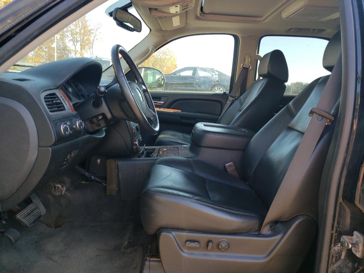 2009 Chevrolet Tahoe VIN 1GNFK33059R138361 Copart auction photo, all over damage thumbnail 7
