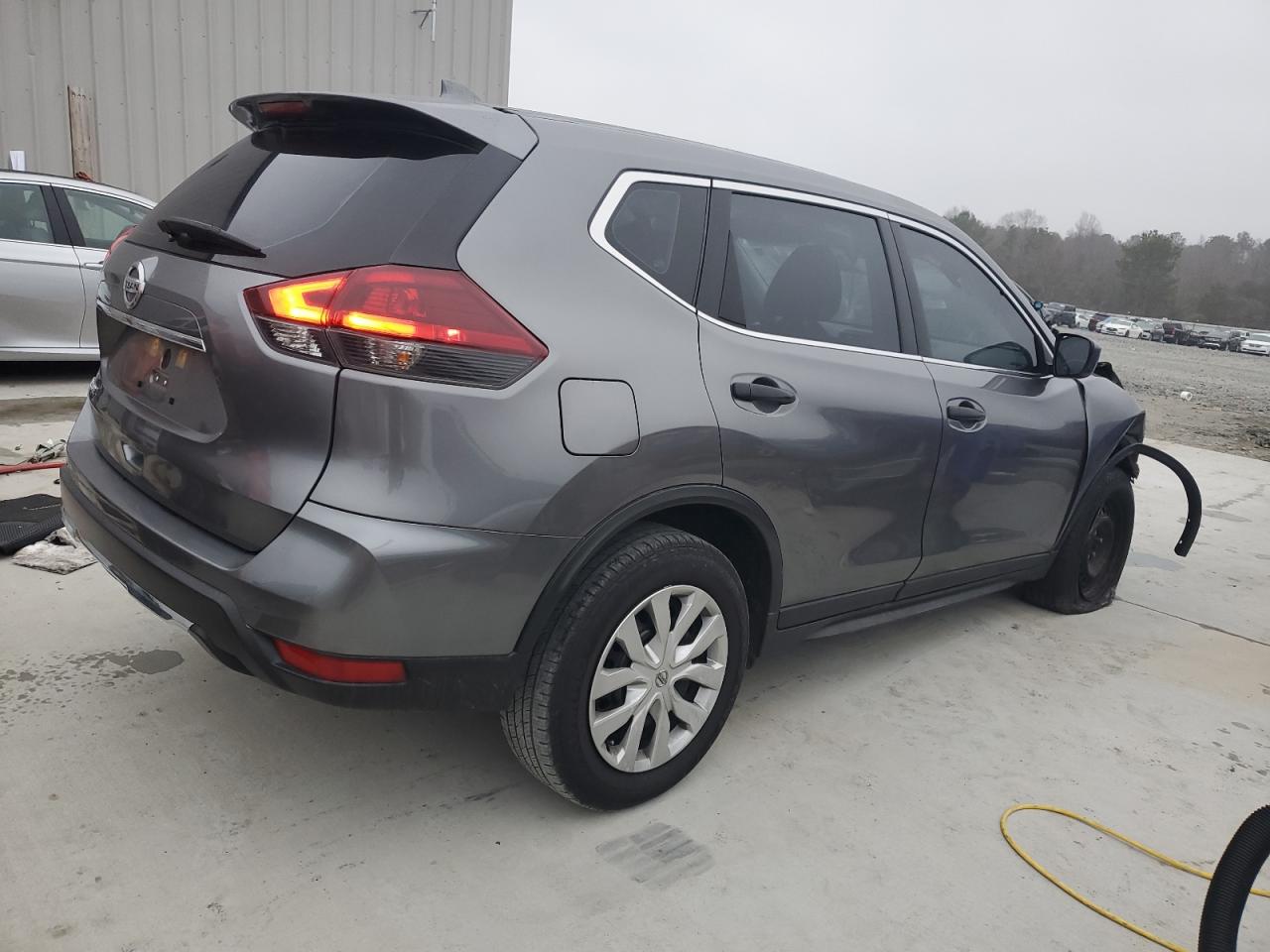 2020 Nissan Rogue VIN KNMAT2MT9LP542429 Copart auction photo, front end damage thumbnail 3