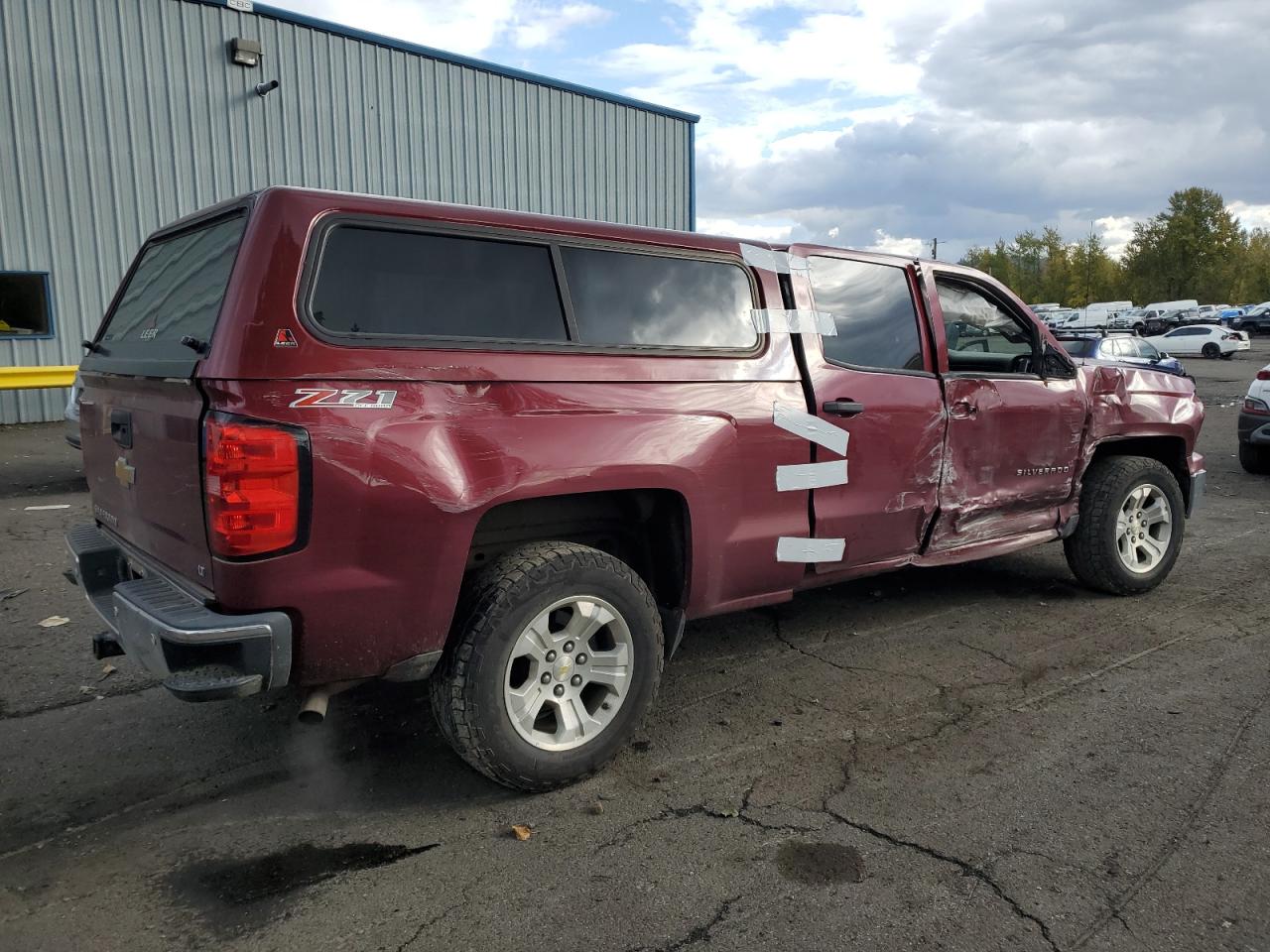 2014 Chevrolet Silverado VIN 3GCUKRECXEG157086 Copart auction photo, side / front end damage thumbnail 3