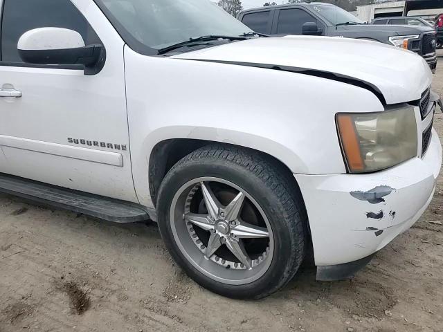 2007 Chevrolet Suburban VIN 1GNFC16027J226258 Copart auction photo, rear end / front end damage thumbnail 11