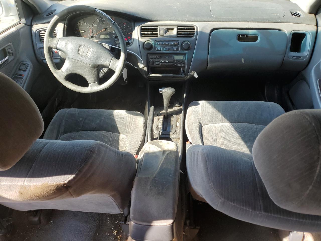 2000 Honda Accord VIN 1HGCG6659YA157631 Copart auction photo, rear end / side damage thumbnail 8