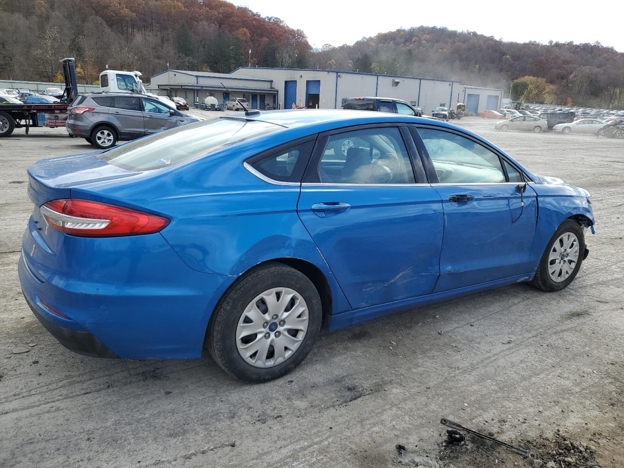 2019 Ford Fusion VIN 3FA6P0G79KR285962 Copart auction photo, front end / side damage thumbnail 3