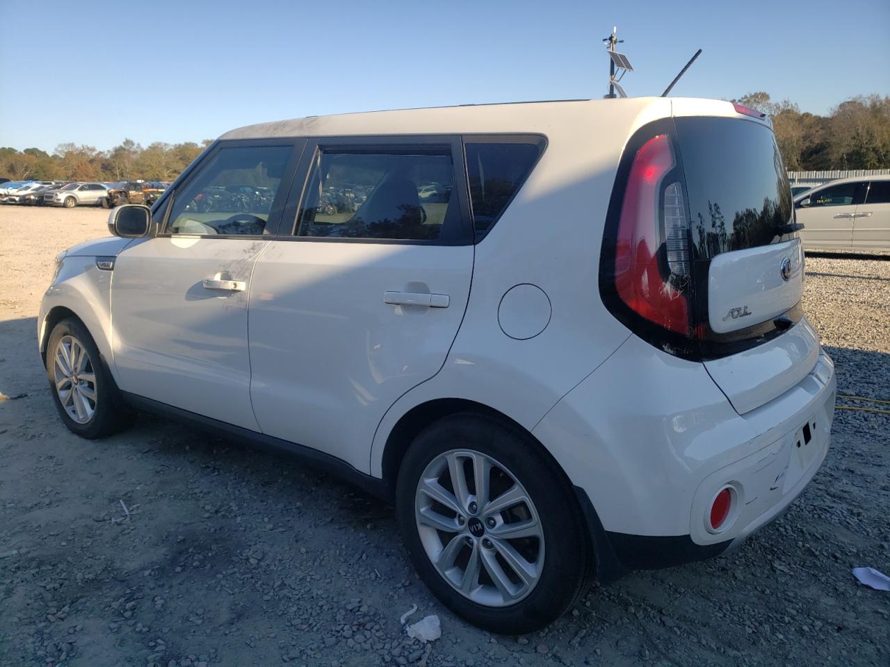 2018 KIA Soul VIN KNDJP3A55J7512941 Copart auction photo, minor dent/scratches damage thumbnail 2