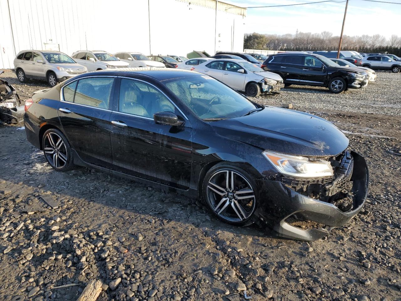 2017 Honda Accord VIN 1HGCR2F16HA102182 Copart auction photo, front end damage thumbnail 4