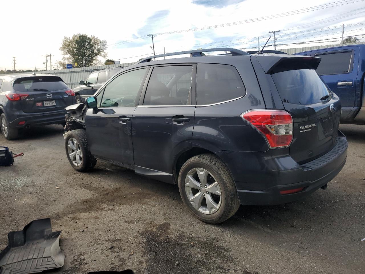 2014 Subaru Forester VIN JF2SJAHC5EH463241 Copart auction photo, front end / minor dent/scratches damage thumbnail 2