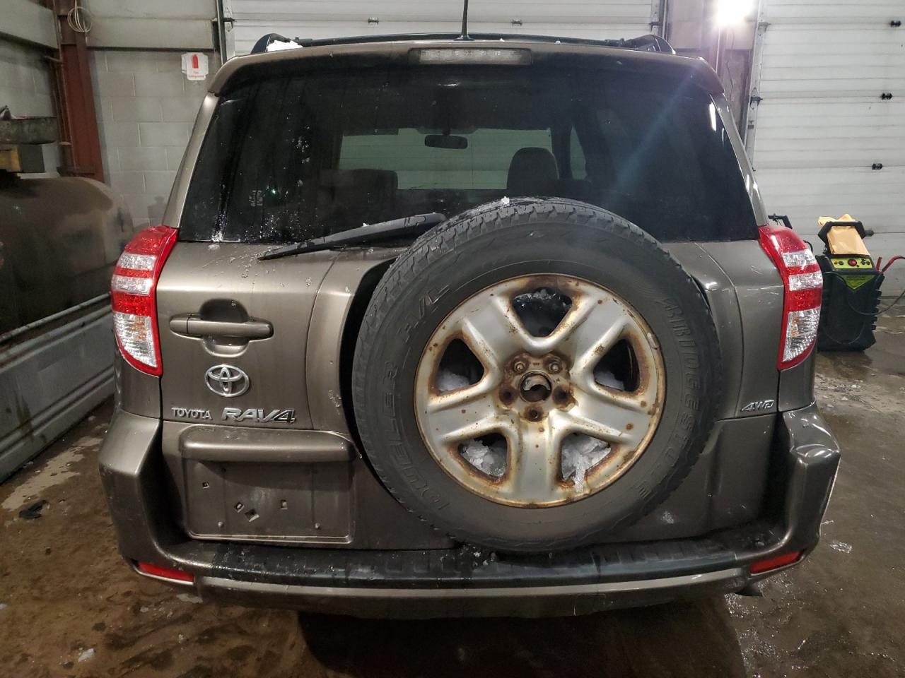 2010 Toyota RAV 4 VIN JTMBF4DVXAD036213 Copart auction photo, front end / rear end damage thumbnail 6