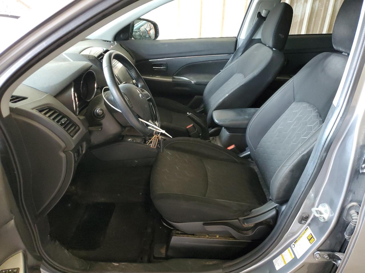 2021 Mitsubishi Outlander VIN JA4ARUAU3MU018231 Copart auction photo, front end / minor dent/scratches damage thumbnail 7