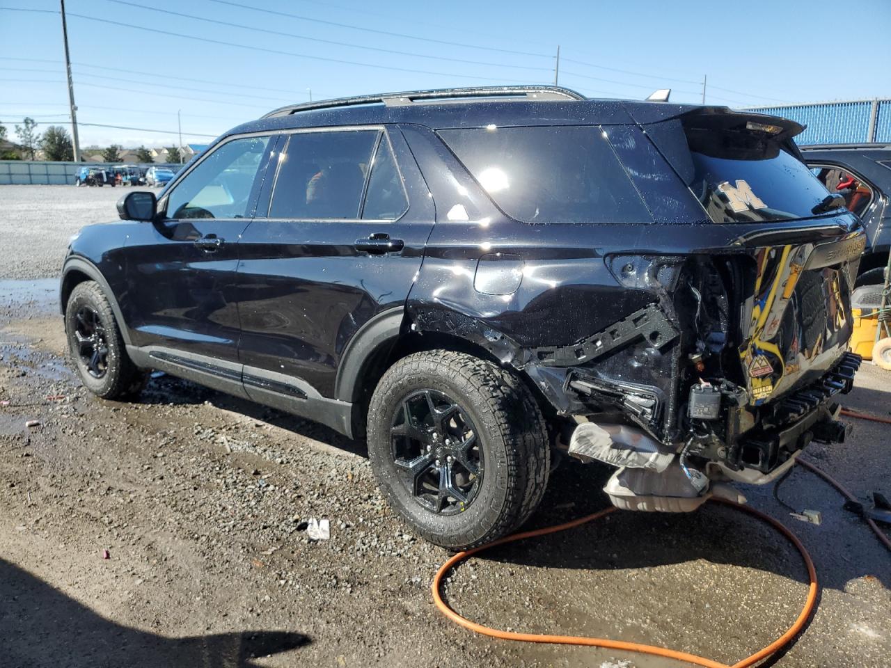2022 Ford Explorer VIN 1FMSK8JH6NGA76211 Copart auction photo, rear end / front end damage thumbnail 2