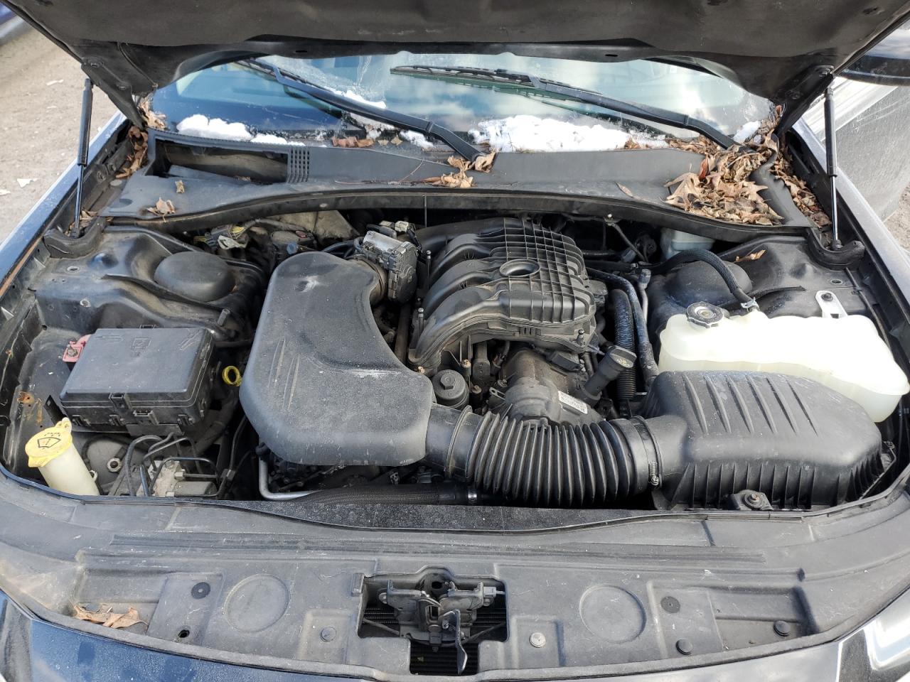 2011 Chrysler 300 VIN 2C3CA4CG9BH526317 Copart auction photo, front end / mechanical damage thumbnail 11