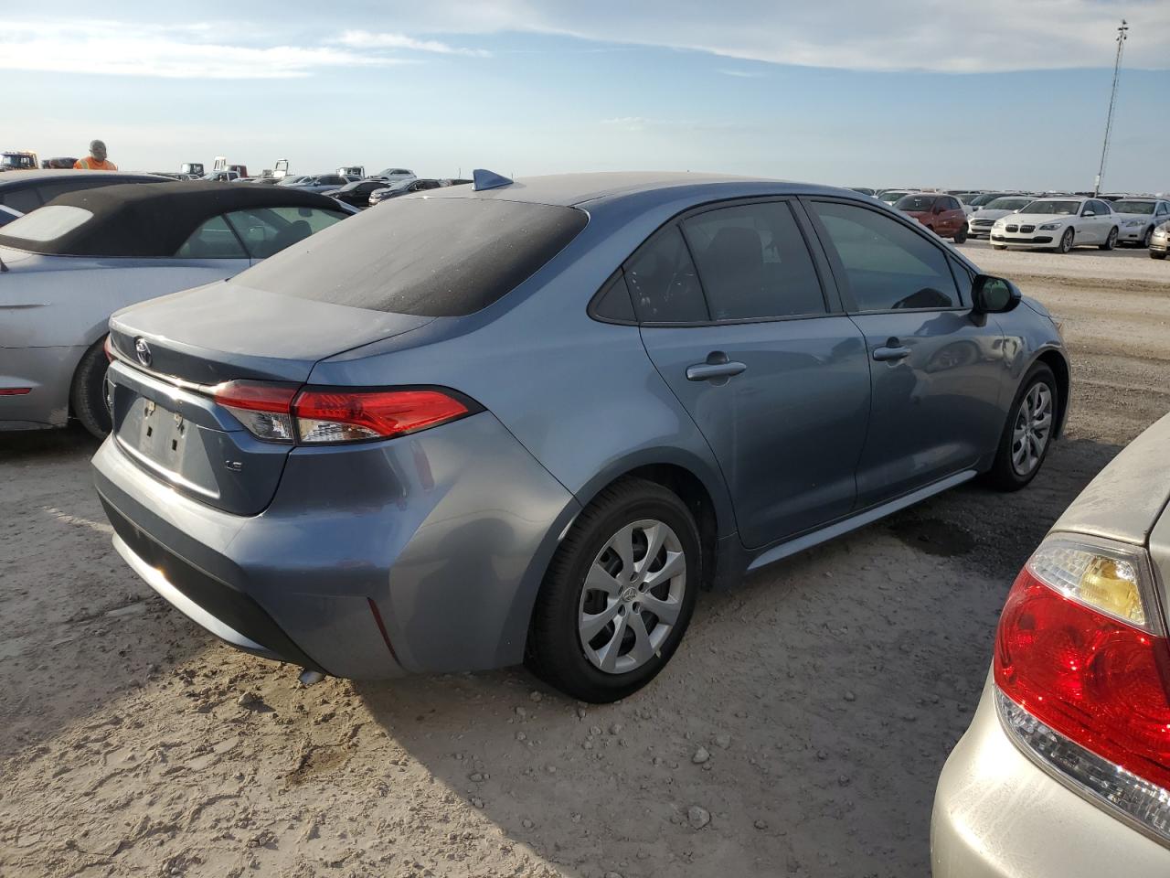2022 Toyota Corolla VIN 5YFEPMAE5NP296844 Copart auction photo, water/flood damage thumbnail 3
