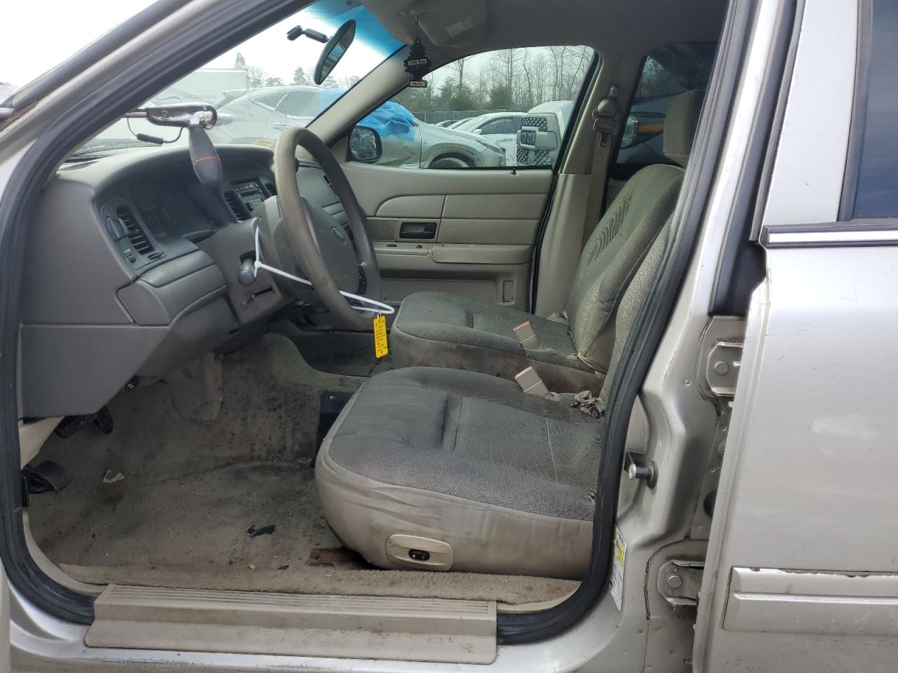 2007 Ford Crown Victoria VIN 2FAHP71W27X131474 Copart auction photo, front end / rear end damage thumbnail 7