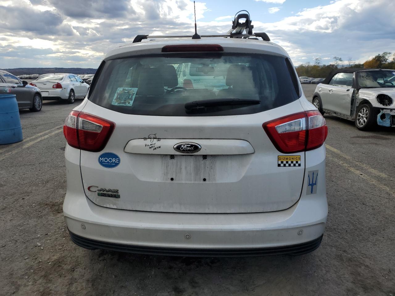 2014 Ford C-MAX VIN 1FADP5CU8EL518779 Copart auction photo, side / front end damage thumbnail 6