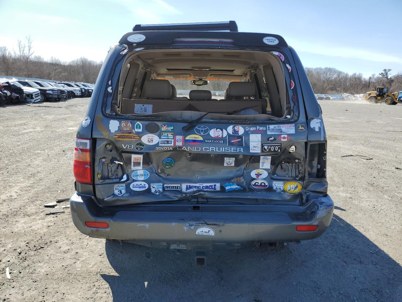 2000 Toyota Land Cruiser VIN JT3HT05J6Y0126617 Copart auction photo, rear end / minor dent/scratches damage thumbnail 6