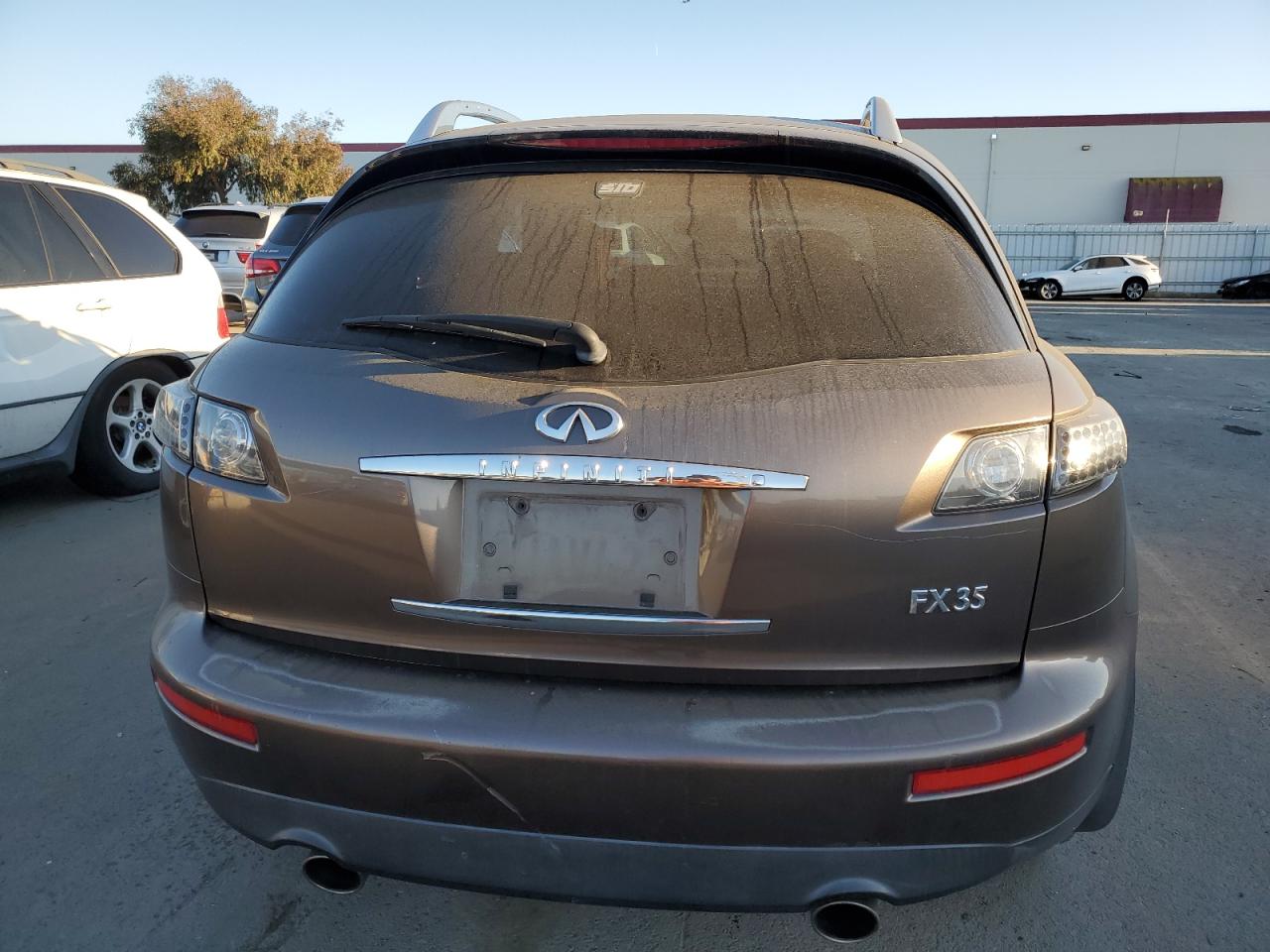 2006 Infiniti FX VIN JNRAS08WX6X200262 Copart auction photo, vandalism damage thumbnail 6