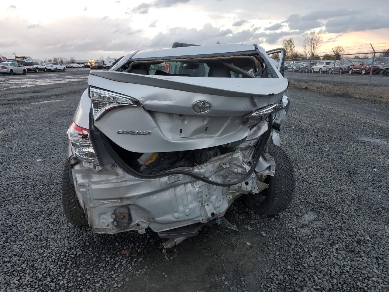 2016 Toyota Corolla VIN 2T1BURHE7GC696115 Copart auction photo, all over damage thumbnail 6