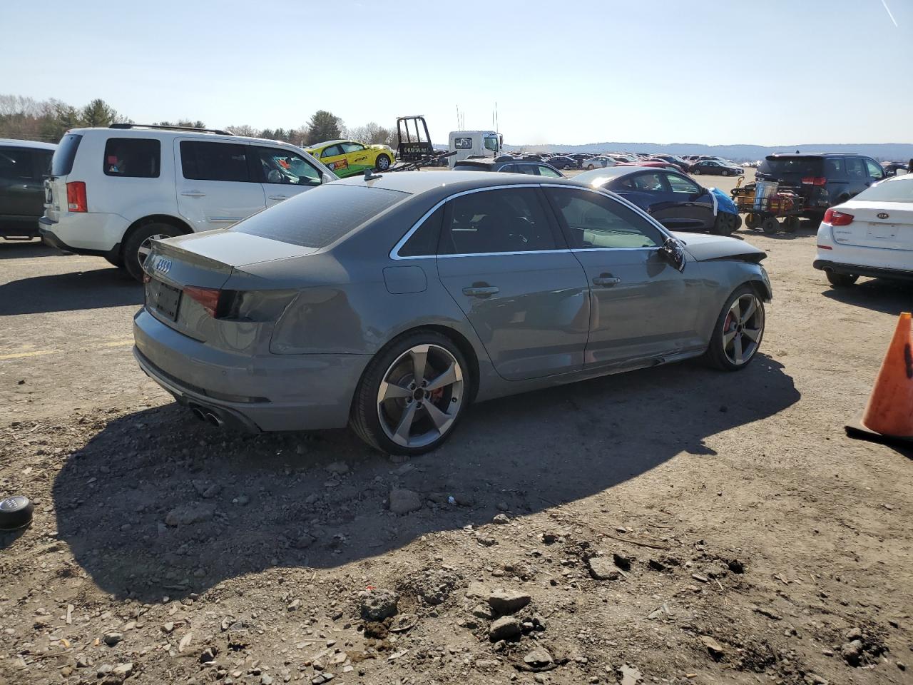 2019 Audi RS4 VIN WAUB4AF44KA034918 Copart auction photo, front end damage thumbnail 3