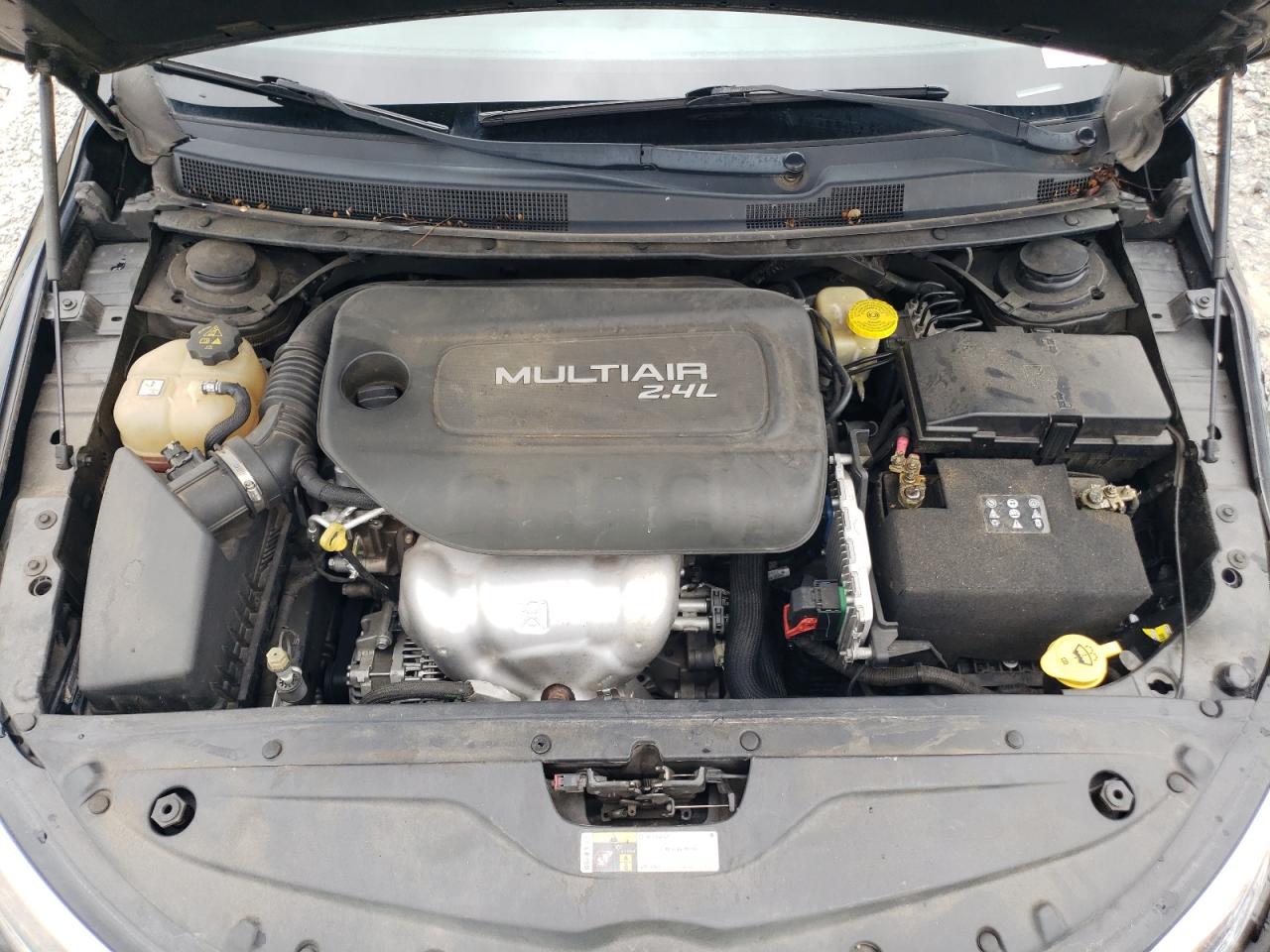 2016 Chrysler 200 VIN 1C3CCCAB8GN180576 Copart auction photo, front end / side damage thumbnail 11