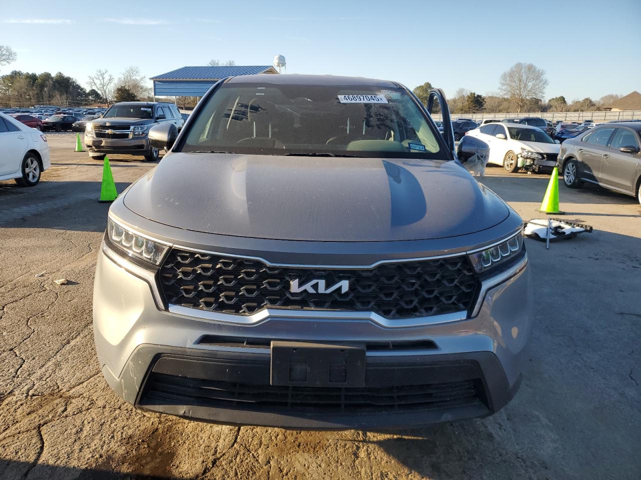 2022 KIA Sorento VIN 5XYRG4LC7NG110299 Copart auction photo, side / minor dent/scratches damage thumbnail 5
