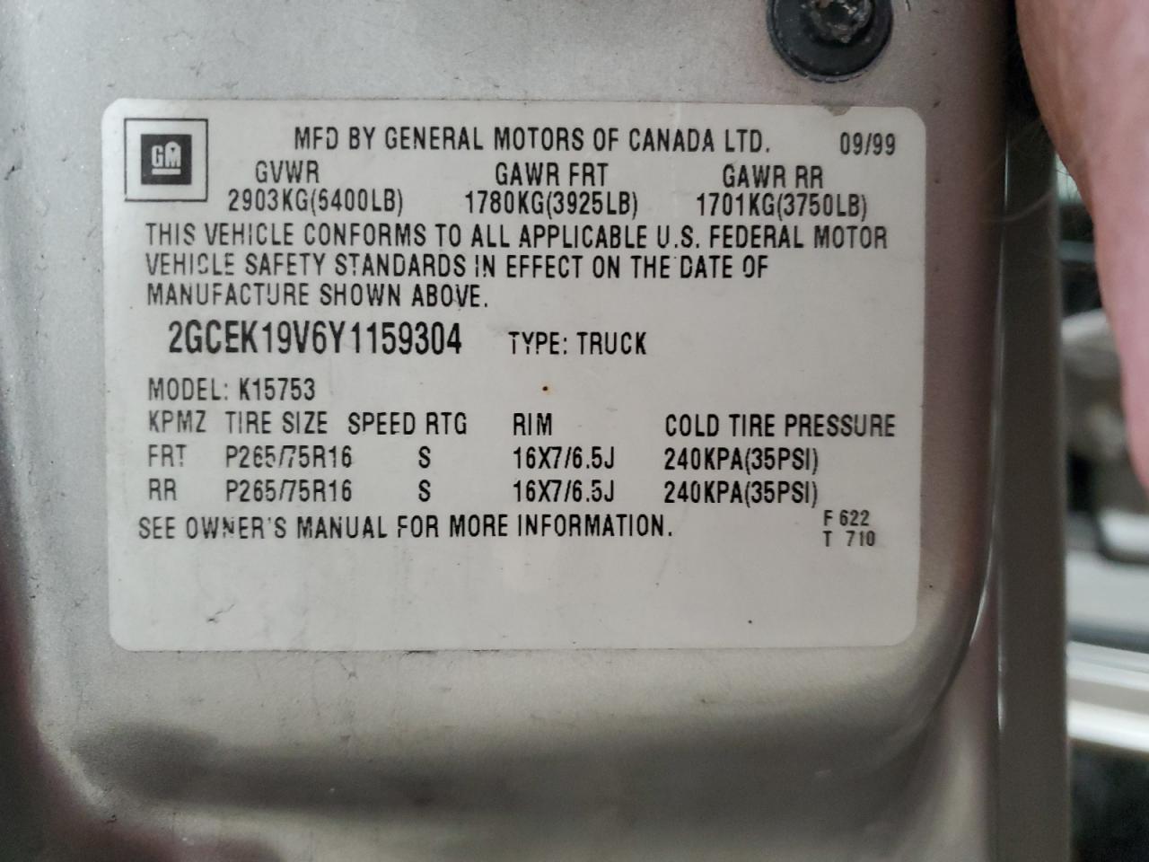 2000 Chevrolet Silverado VIN 2GCEK19V6Y1159304 Copart auction photo, front end damage thumbnail 12