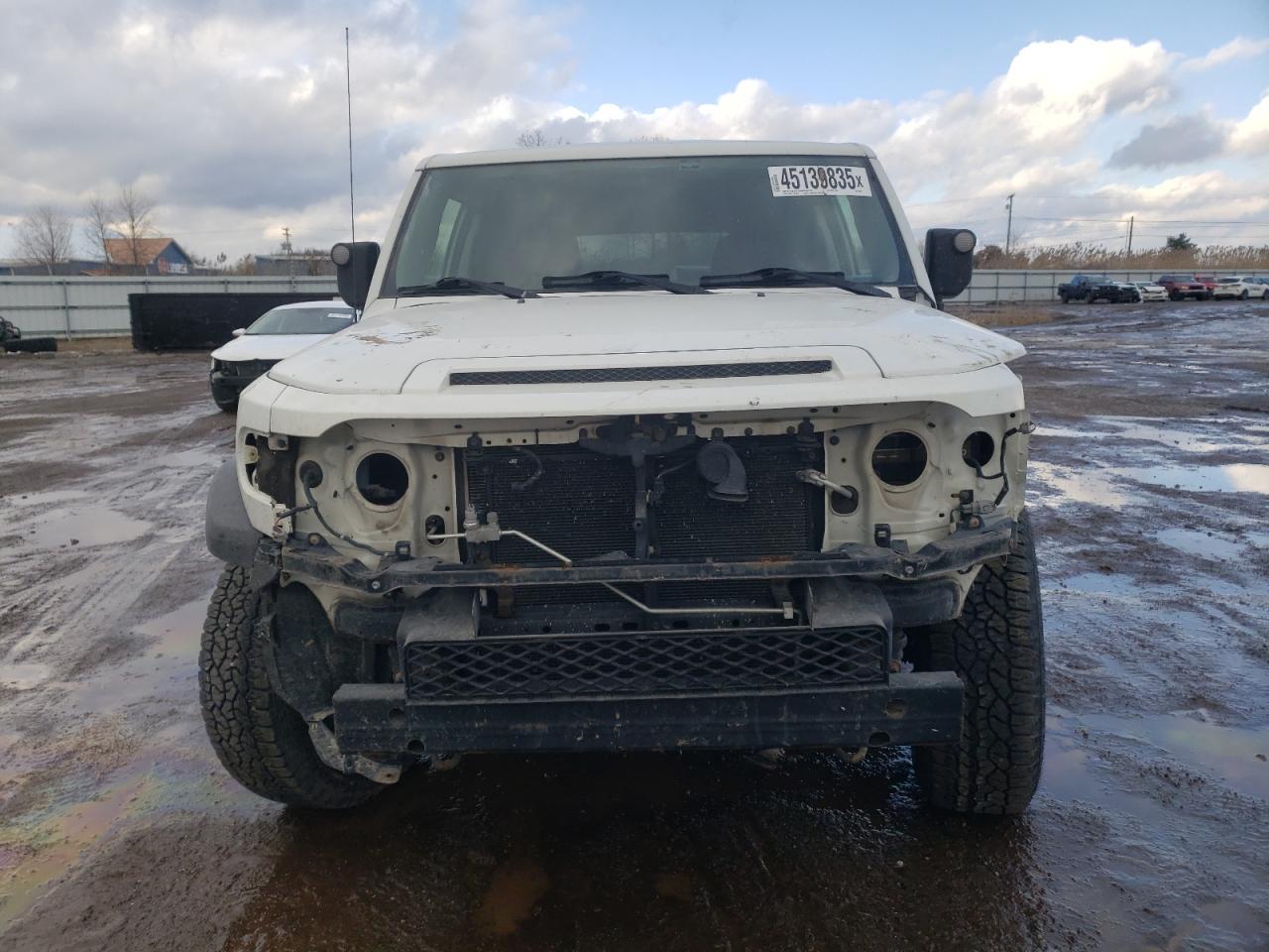 2008 Toyota FJ Cruiser VIN JTEBU11F88K040411 Copart auction photo, front end / undercarriage damage thumbnail 5
