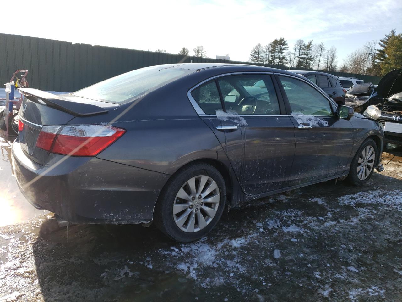 2013 Honda Accord VIN 1HGCR2F7XDA012788 Copart auction photo, front end / minor dent/scratches damage thumbnail 3