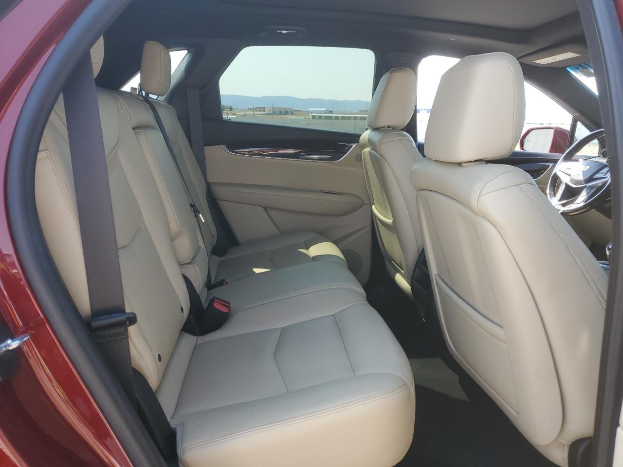 2018 Cadillac XT5 VIN 1GYKNCRS7JZ135807 Copart auction photo, rear end damage thumbnail 12