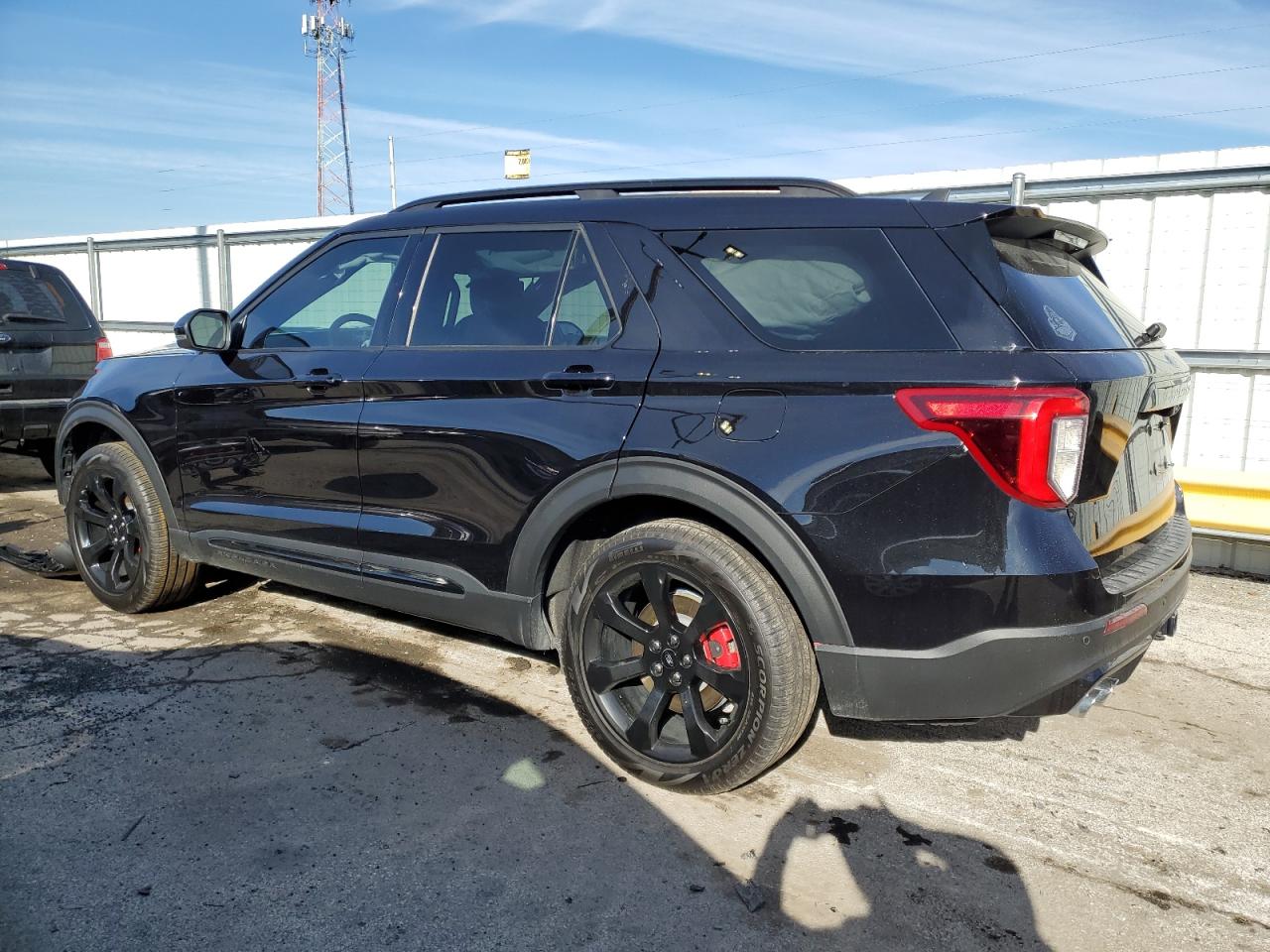 2023 Ford Explorer VIN 1FM5K8GC0PGC06785 Copart auction photo, front end / side damage thumbnail 2