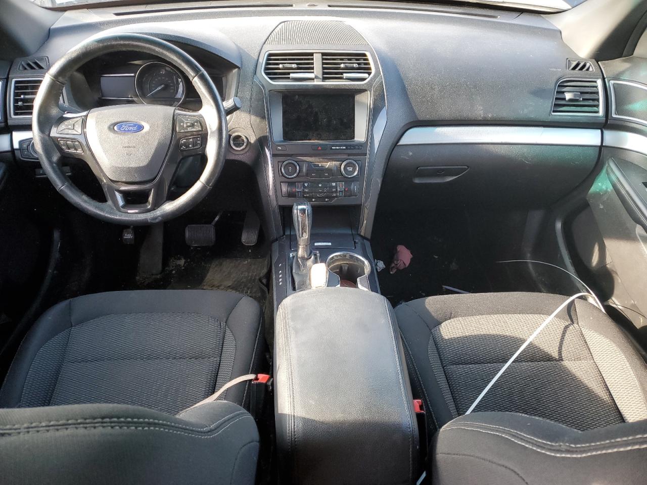 2017 Ford Explorer VIN 1FM5K8D86HGB05347 Copart auction photo, side / rear end damage thumbnail 8