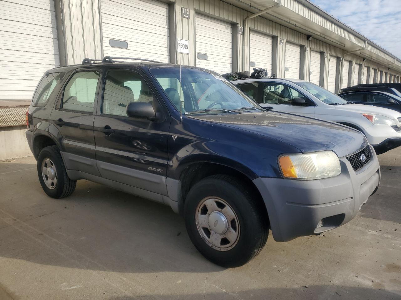 2002 Ford Escape VIN 1FMYU01102KC91021 Copart auction photo, minor dent/scratches damage thumbnail 4