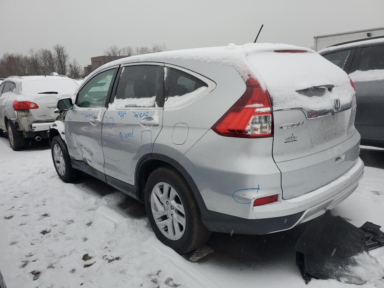 2016 Honda CR-V VIN 2HKRM4H50GH643464 Copart auction photo, front end damage thumbnail 2