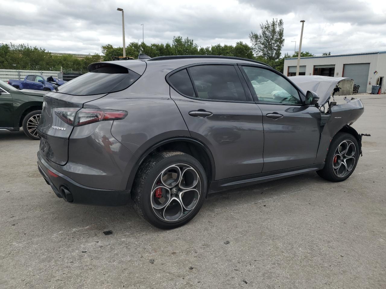 2024 Alfa Romeo Stelvio VIN ZASPAKBN1R7D74757 Copart auction photo, front end damage thumbnail 3