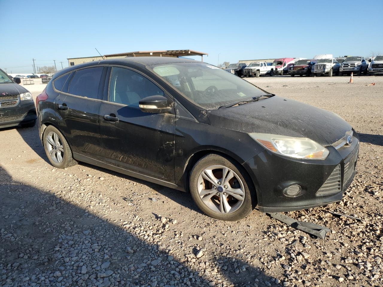 2014 Ford Focus VIN 1FADP3K2XEL368176 Copart auction photo, front end / minor dent/scratches damage thumbnail 4