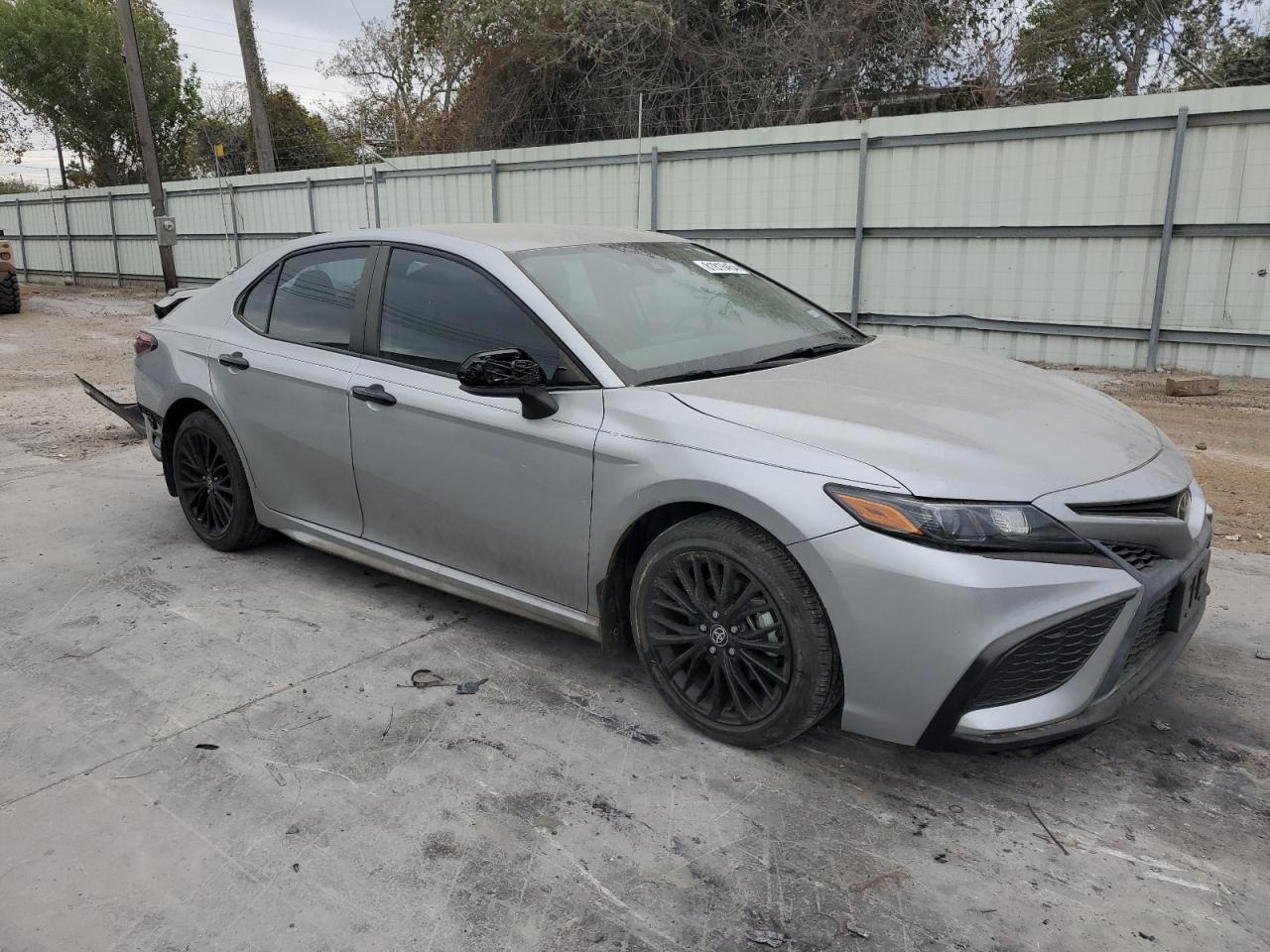 2021 Toyota Camry VIN 4T1G11AK4MU491152 Copart auction photo, rear end / minor dent/scratches damage thumbnail 4