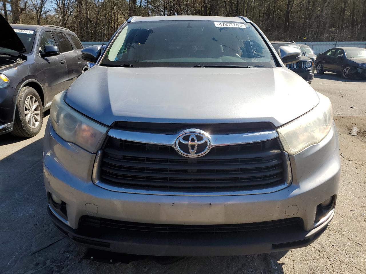 2015 Toyota Highlander VIN 5TDJKRFH1FS174858 Copart auction photo, front end damage thumbnail 5