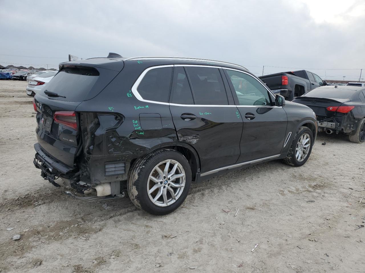 2019 BMW X5 VIN 5UXCR6C56KLL05810 Copart auction photo, side damage thumbnail 3