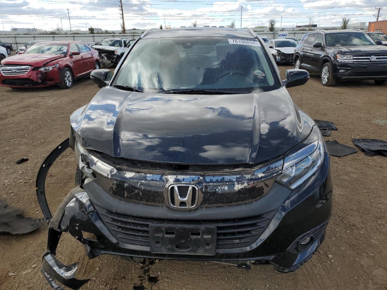 2019 Honda HR-V VIN 3CZRU6H58KM726987 Copart auction photo, front end / side damage thumbnail 5